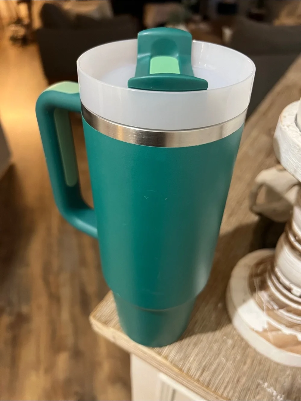 30 oz Stanley Teal Travel Mug with Handle and White Lid - Picture 3 of 4